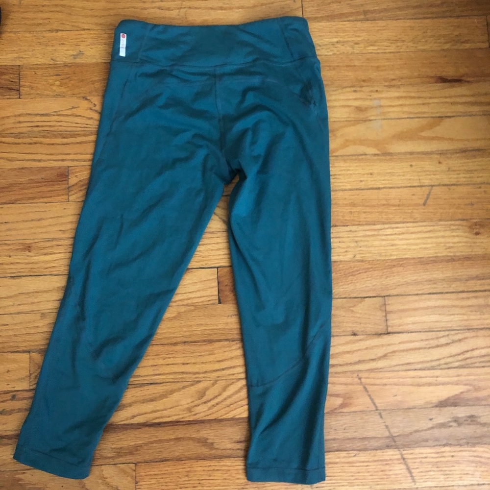 Zella 3/4 lengths leggings